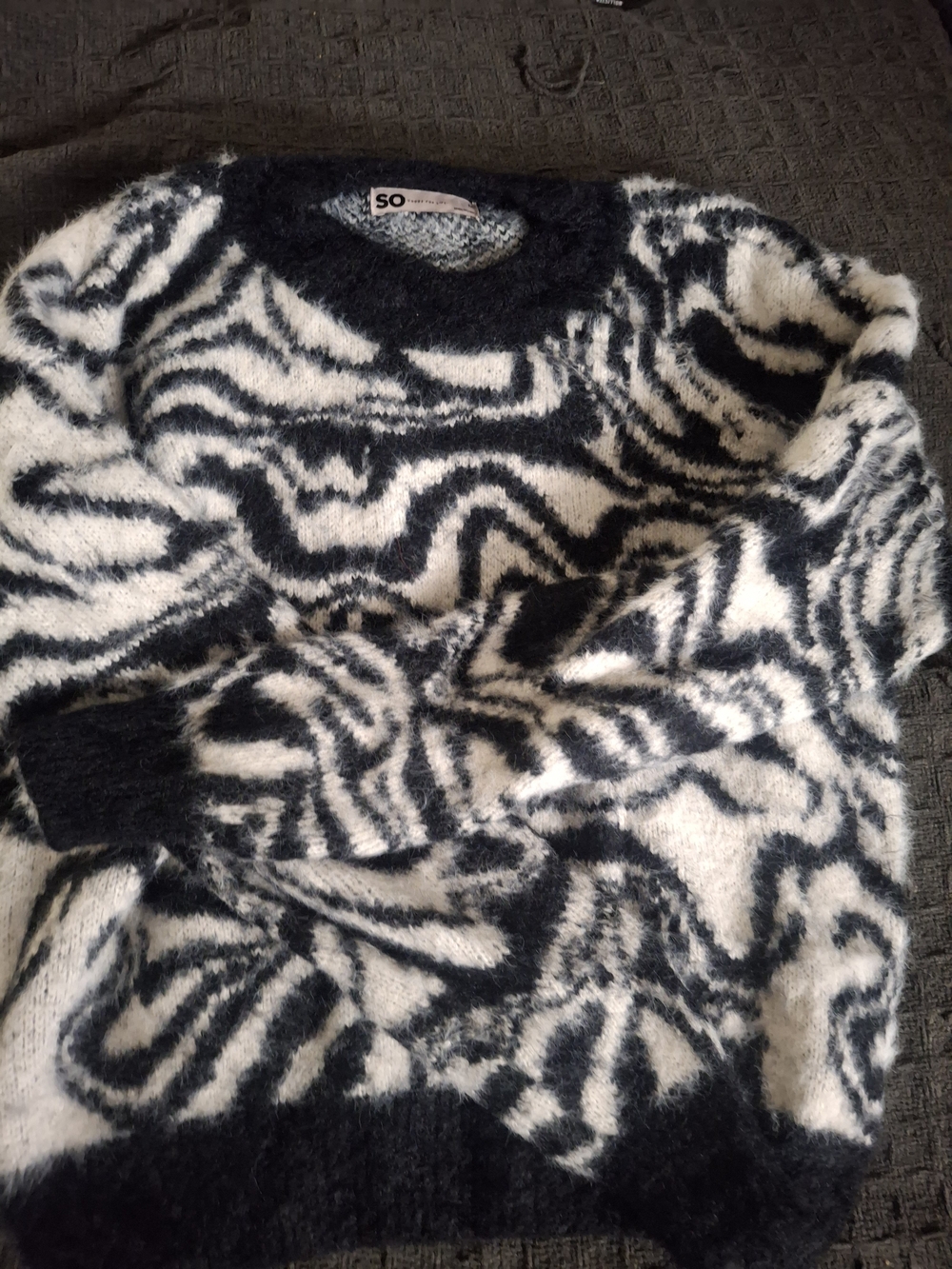 SO Black and White Zebra-Print Men's Sweater